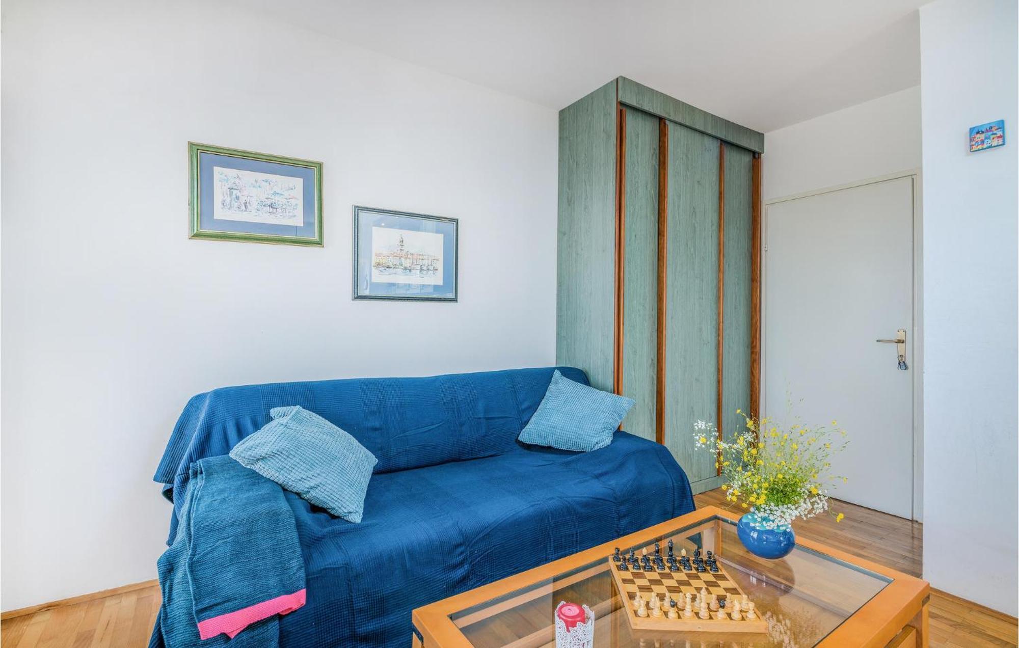 Amazing Apartment In Krk With Kitchen 克尔克 外观 照片