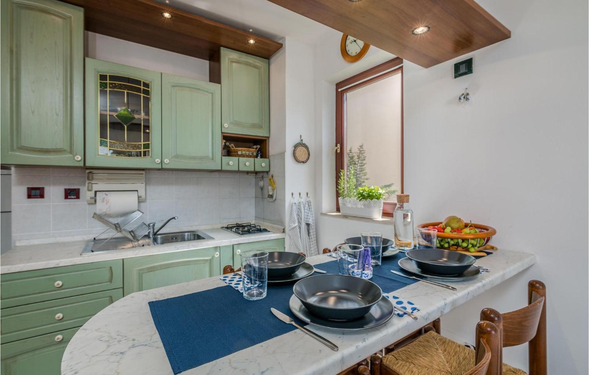 Amazing Apartment In Krk With Kitchen 克尔克 外观 照片